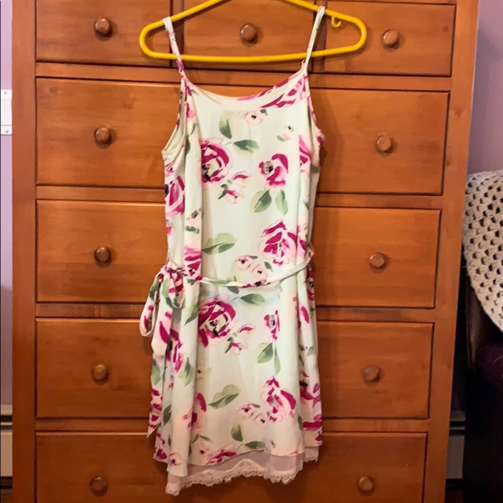 Kensie sz M floral print dress